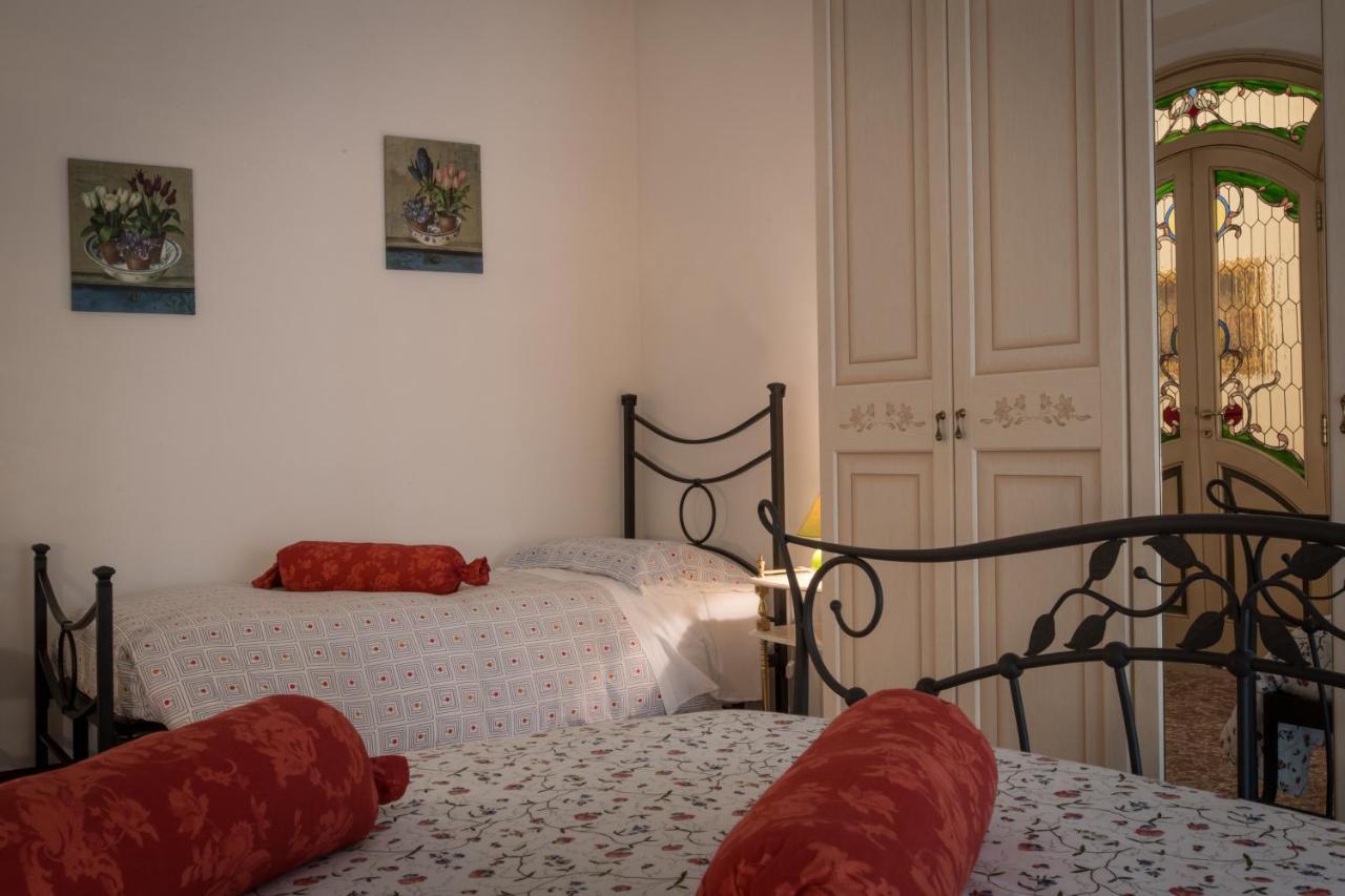 Apartment Center Of Rome Near Vatican And Trastevere Garage Included In The Price Top Place For Jubilee * Rom
