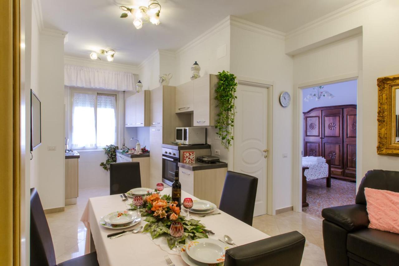 Apartment Center Of Rome Near Vatican And Trastevere Garage Included In The Price Top Place For Jubilee Apartment *